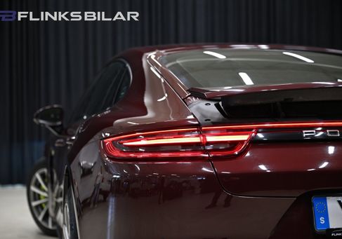 Porsche Panamera, 2018
