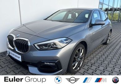 BMW 120, 2023