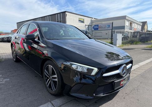Mercedes-Benz A 180, 2022