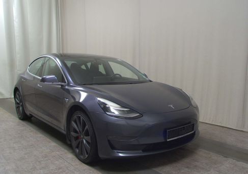 Tesla Model 3, 2020