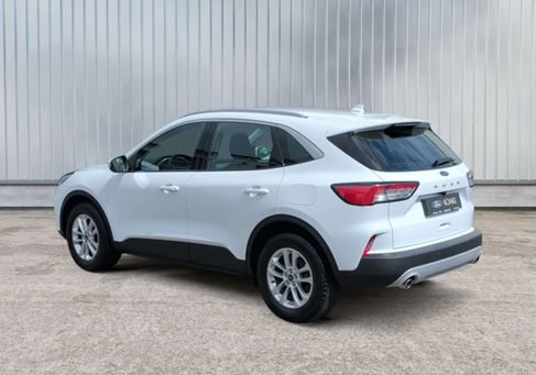 Ford Kuga, 2022