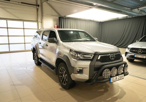 Toyota Hilux, 2023 3