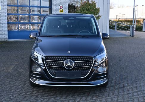 Mercedes-Benz V 300, 2024