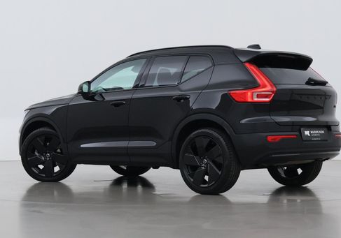 Volvo XC40, 2025 2