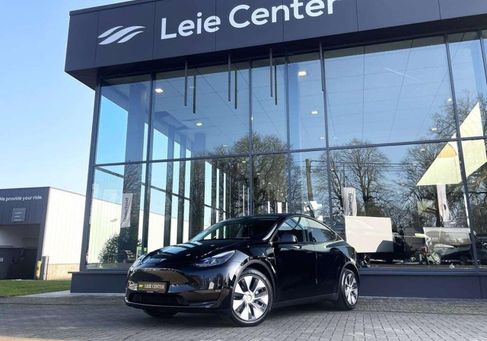 Tesla Model Y, 2022 2