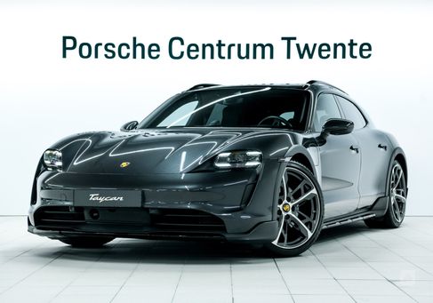 Porsche Taycan, 2022