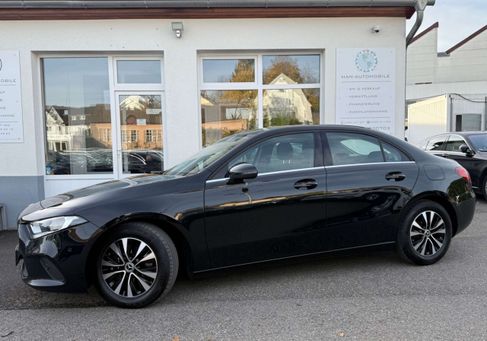 Mercedes-Benz A 200, 2022