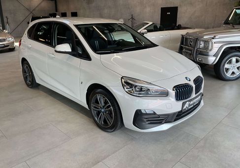BMW 225, 2018