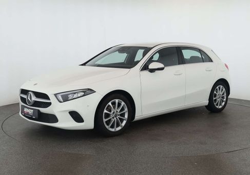 Mercedes-Benz A 180, 2022