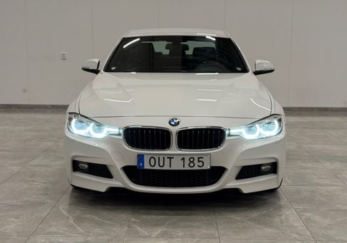 BMW 320, 2018 3