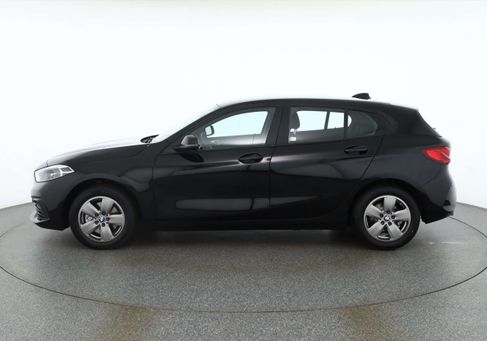 BMW 118, 2023 2