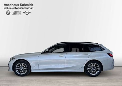 BMW 320, 2022