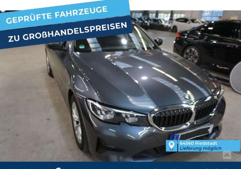 BMW 320, 2022