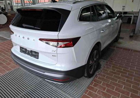Skoda Enyaq, 2023 3