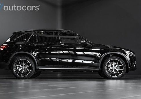 Mercedes-Benz GLC 300, 2022