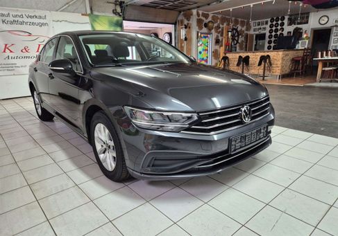 Volkswagen Passat, 2021