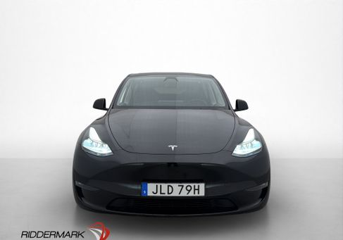 Tesla Model Y, 2024