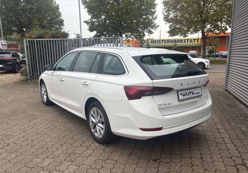 Skoda Octavia, 2023 3