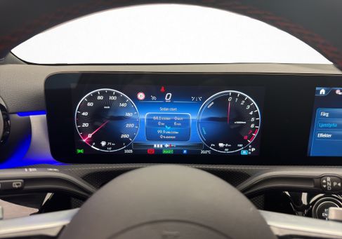 Mercedes-Benz A 250, 2026