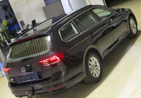 Volkswagen Passat Variant, 2023 3