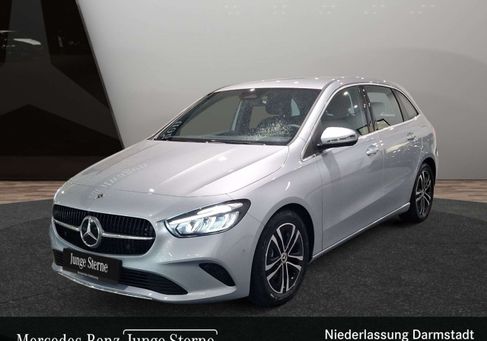 Mercedes-Benz B 180, 2026