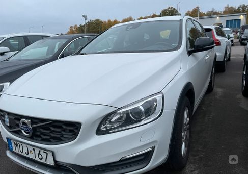 Volvo V60 Cross Country, 2016