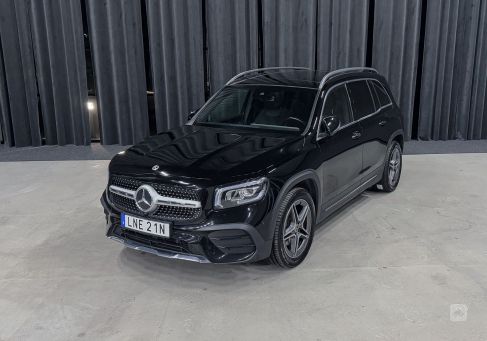 Mercedes-Benz GLB 200, 2021