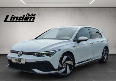 Volkswagen Golf, 2021