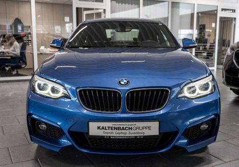 BMW 230, 2020