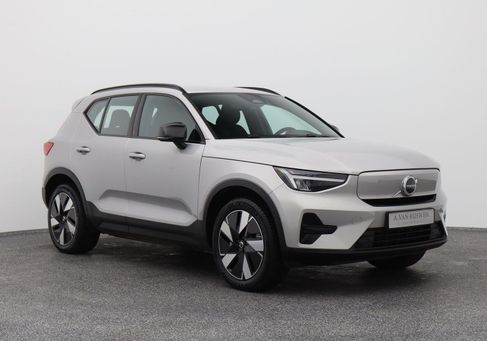 Volvo XC40, 2024