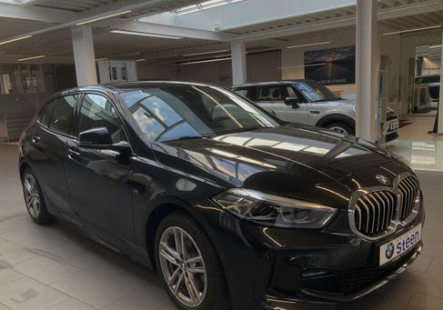BMW 118, 2024