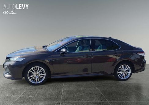 Toyota Camry, 2019