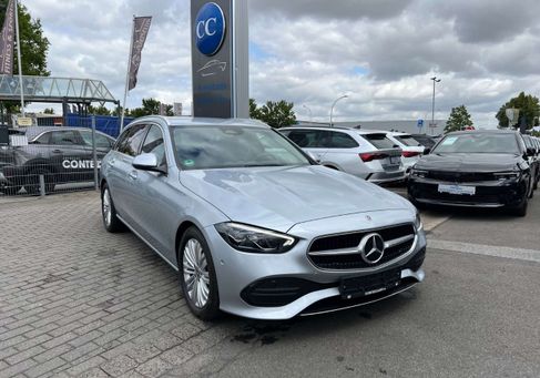 Mercedes-Benz C 220, 2023