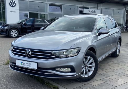 Volkswagen Passat Variant, 2022