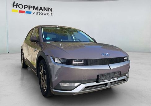 Hyundai, 2022 3
