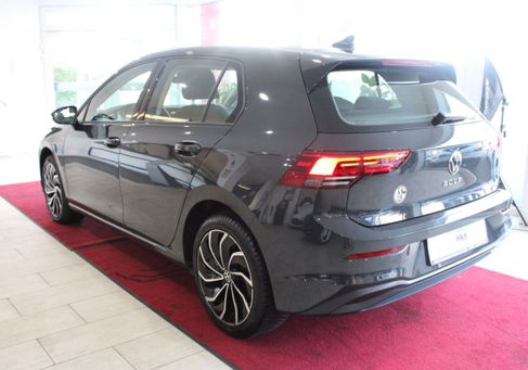Volkswagen Golf, 2023 3
