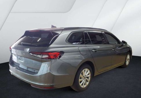 Skoda Superb, 2025