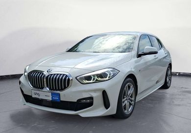 BMW 118, 2021