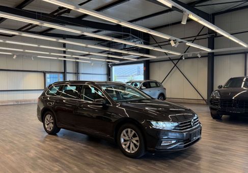 Volkswagen Passat Variant, 2023 3