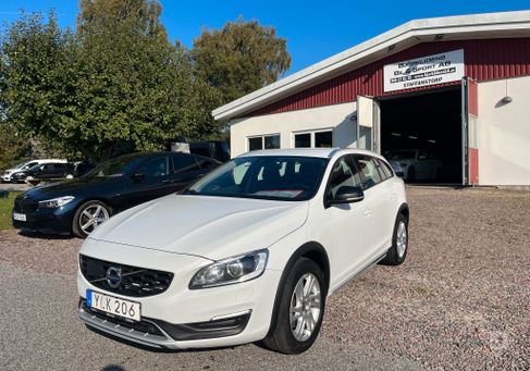 Volvo V60 Cross Country, 2018