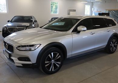 Volvo V90 Cross Country, 2022