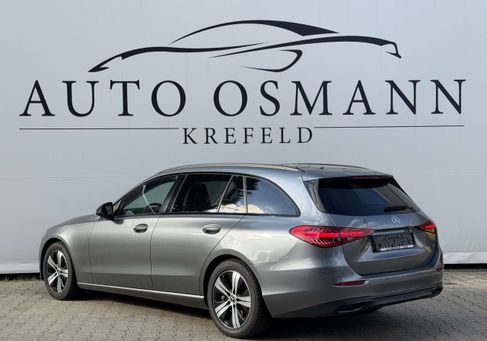 Mercedes-Benz C 220, 2023 3
