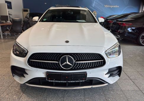 Mercedes-Benz E 220, 2022