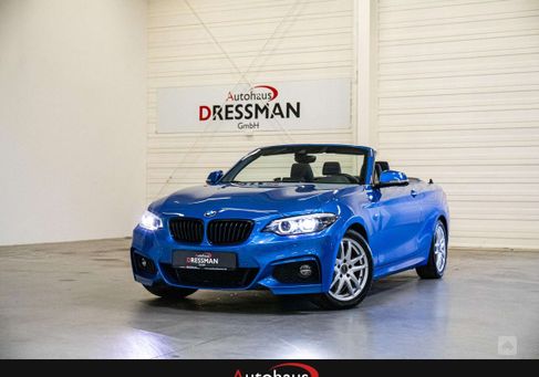 BMW 220, 2021