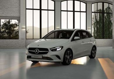 Mercedes-Benz B 180, 2023