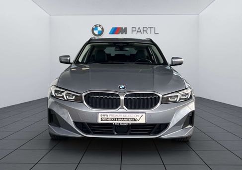 BMW 318, 2023