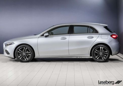 Mercedes-Benz A 180, 2025