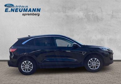 Ford Kuga, 2022