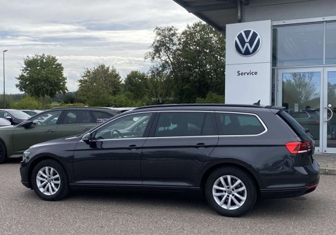 Volkswagen Passat Variant, 2023 3