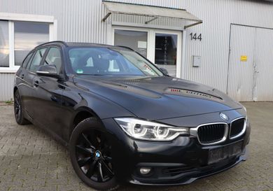 BMW 330, 2019